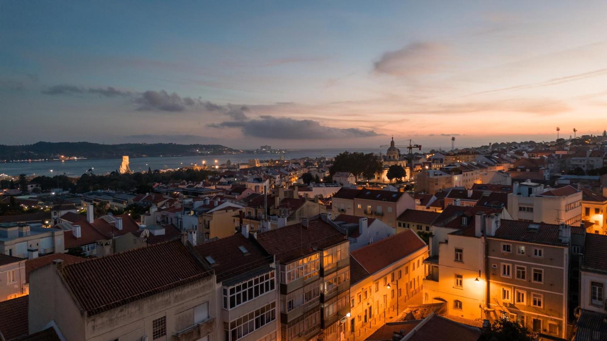 Premium Flat At Ajuda/belem With Balcony, Parking! Apartment Lissabon