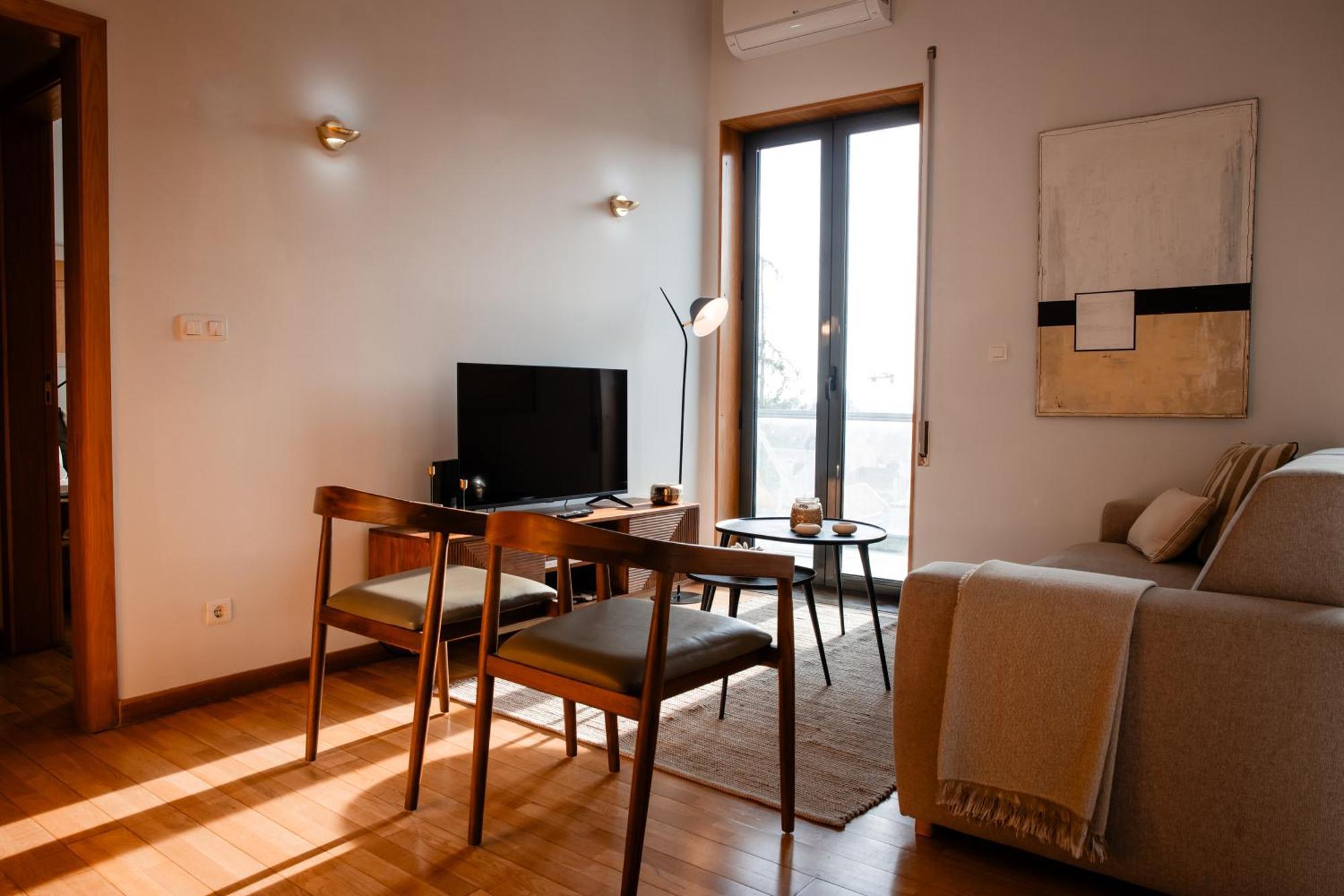 Premium Flat At Ajuda/belem With Balcony, Parking! Appartement Lissabon