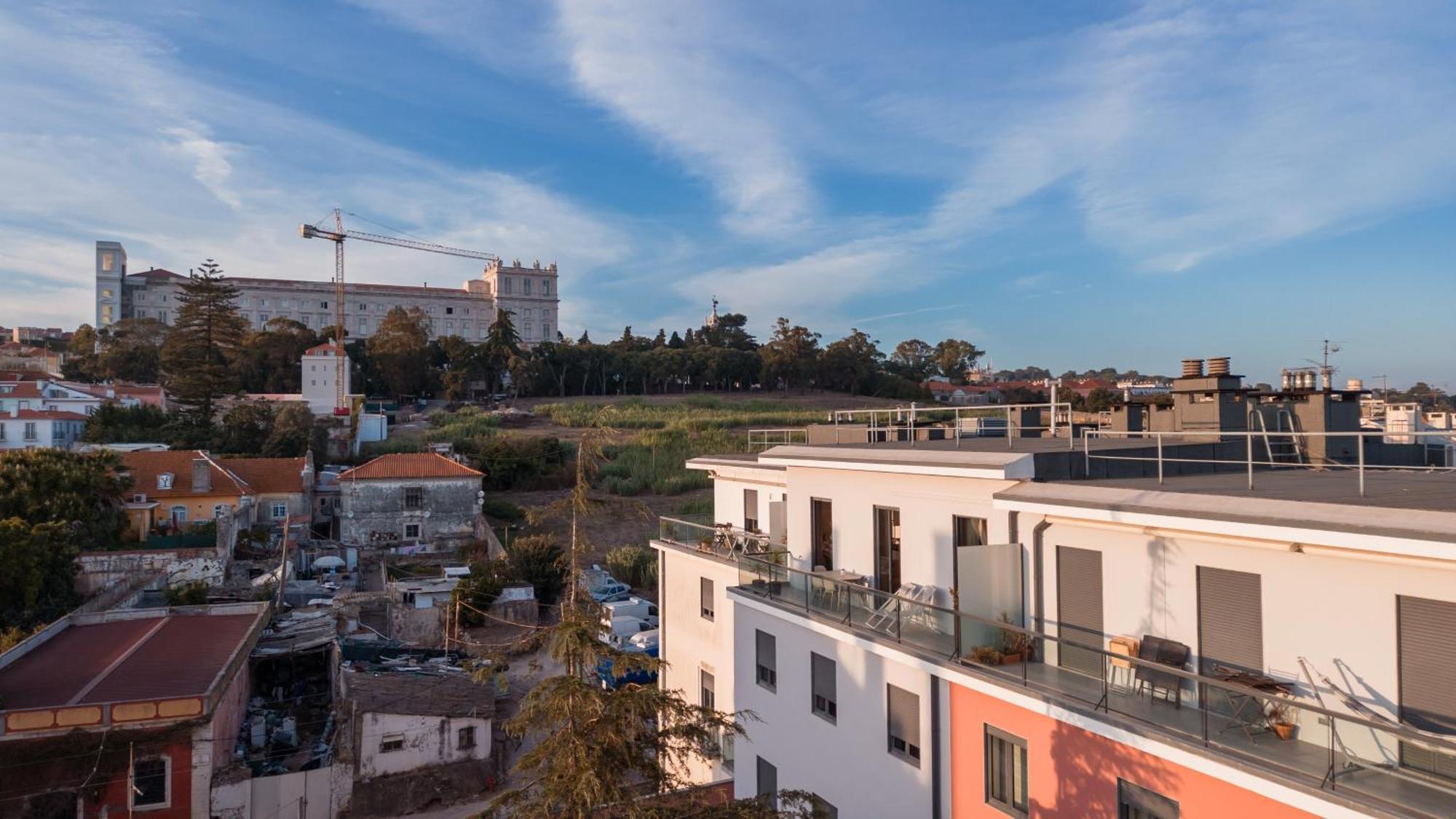 Premium Flat At Ajuda/belem With Balcony, Parking! Appartement
